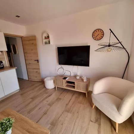 Maison St Aygulf Entre Et Detente 펜션 *