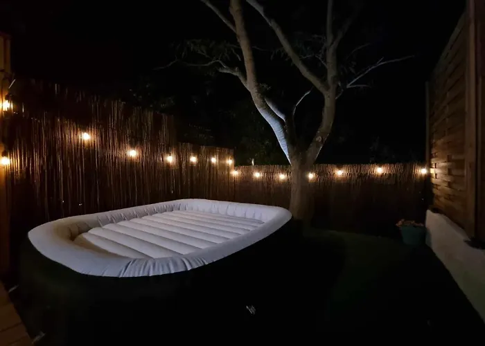 Maison Avec Jacuzzi Prive A 5 Min De La A St Aygulf بيت للعطل *