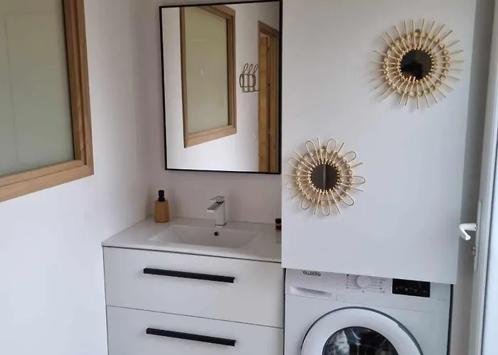 Maison Avec Jacuzzi Prive A 5 Min De La A St Aygulf بيت للعطل *